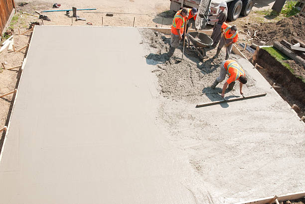 Best Concrete Sidewalk Installation in North Decatur, GA